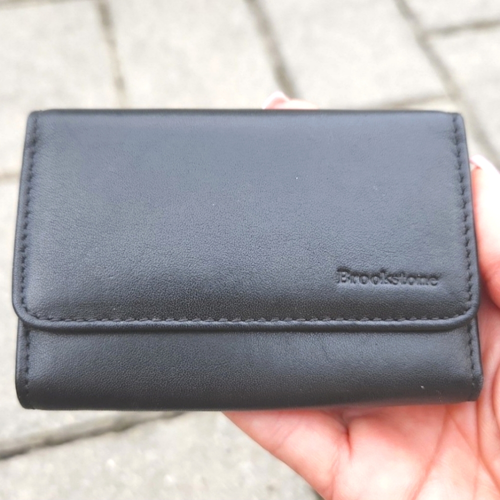 Brookstone Black Leather Card Case With Belt Attachment